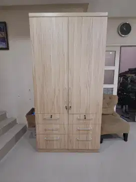 Dijual lemari pakaian kondisi istimewa