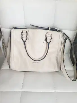 Tas Hush Puppies