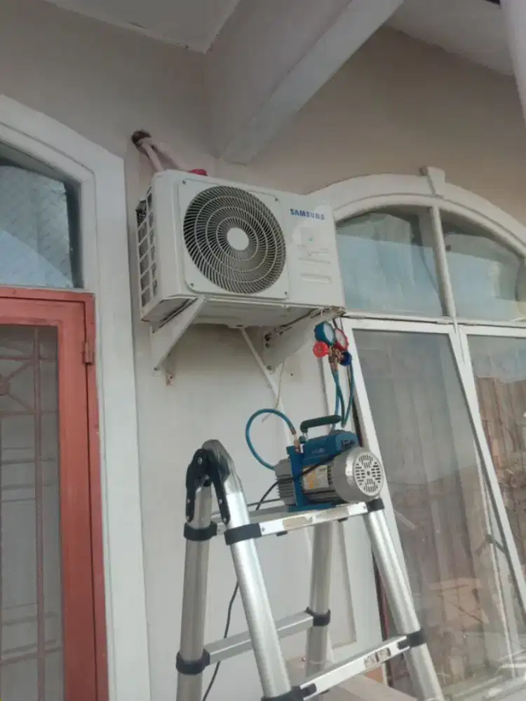 SERVICE AC DAN PASANG AC MEDAN