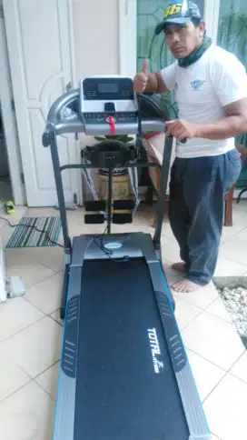 Treadmill elektrik TF 270 inclene otomatis