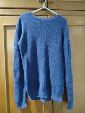 Dijual sweter merk H&M size 12-14 tahun/ size M