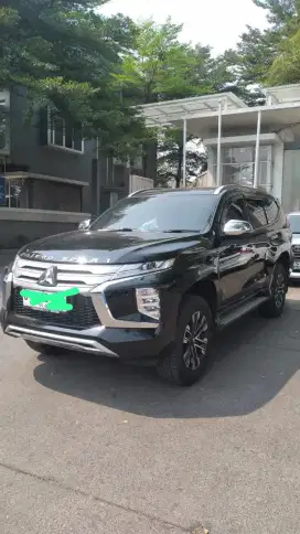 Rental mobil lepas kunci/ plus driver ok