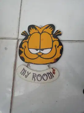 Pajangan untuk kamar Garfield