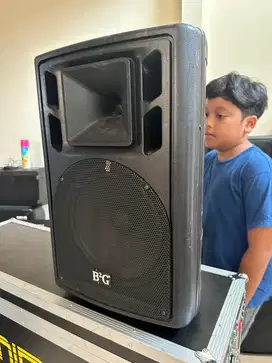 Speakers 10 inc karaoke murah meriah