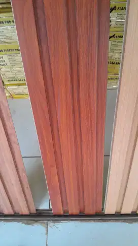 wpc wallpanel dinding tinggi 2,90m X lebar 20cm dan 16cm