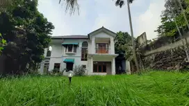 Rumah Luas Dan Murah Di Anggrek Loka BSD, Dekat Sekolah Dan Pasar