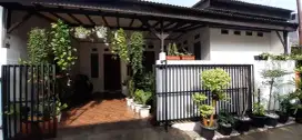 rumah manis harga murah bebas banjir di Galaxy, bekasi selatan
