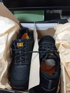 DI JUAL SEPATU SAFETY MERK CATERPILLAR