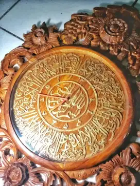 Jam ukir kaligrafi jati lama