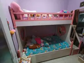 Dijual tempat tidur tingkat anak estetik