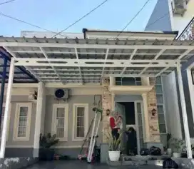 Kanopi baja ringan