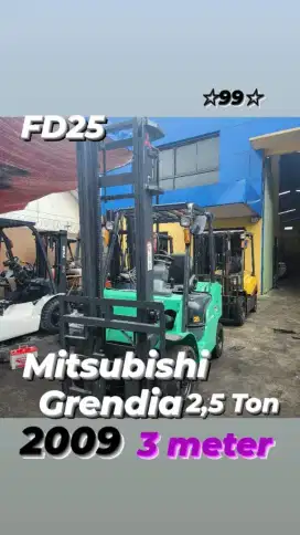 Di jual Mitsubishi Grendia 2,5 ton 2009 siap kerja