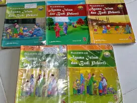Buku Pendidikan Agama Islam Dan Budi Pekerti Kelas 2,3,4 dan 5