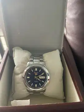 Jam tangan seiko 5