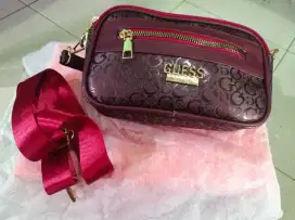 TAS  GUESS  WANITA