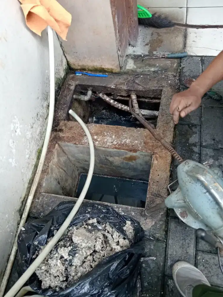 Jasa Melancarkan Saluran Mampet atau Tersumbat