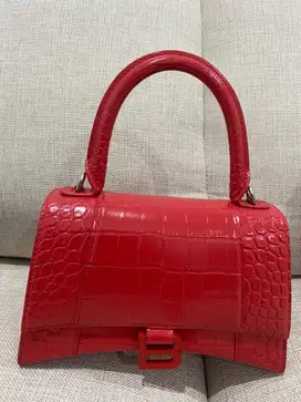 Balenciaga Hourglass Small Top Handle Croco in Red