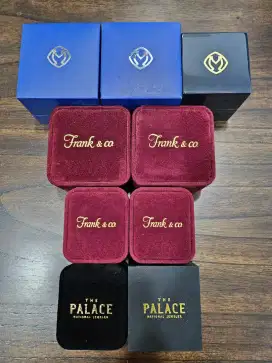 Kotak perhiasan cincin frank n co