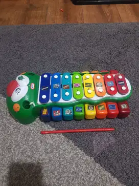 Mainan Edukasi Anak Xylophone Little Tikes