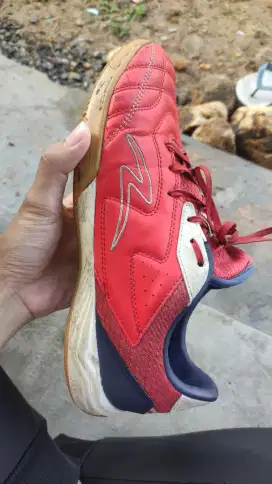 sepatu futsal, specs metasala uk 42