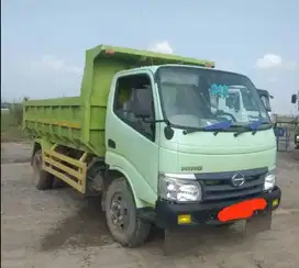 Dump Truck Hino