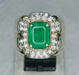 NATURAL ZAMRUD / EMERALD 2,56 crt