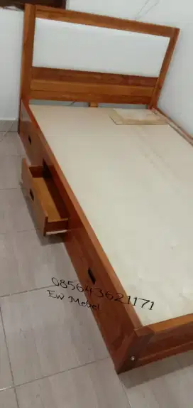 Amben/Dipan  ( tempat tidur)