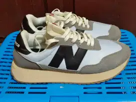 Sepatu Casual NB 237 sz 41