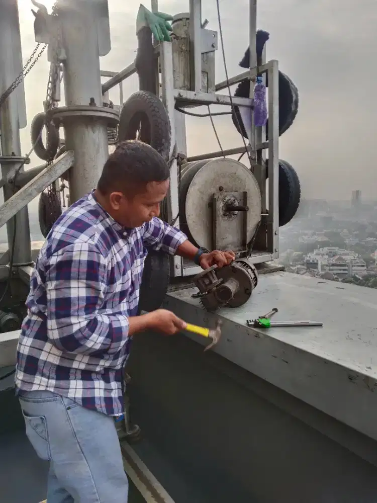 perbaikan pompa air, kelistrikan dan gondola