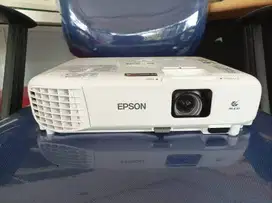 Lcd Proyektor Epson EB -  X 400 second Like new full set,  Ansi lumen