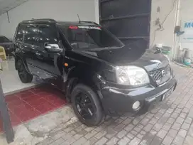 Nissan X-Trail 2.5 Matic 2005 Hitam Murah