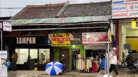 DIJUAL 2 RUKO DI JALAN RAYA LEMBANG DEPAN ALUN2 LEMBANG