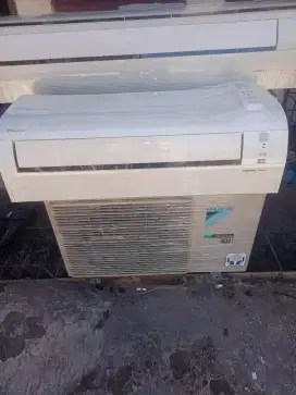 Ac Daikin inverter 0,5 PK