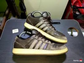 Adidas Vintage Casual