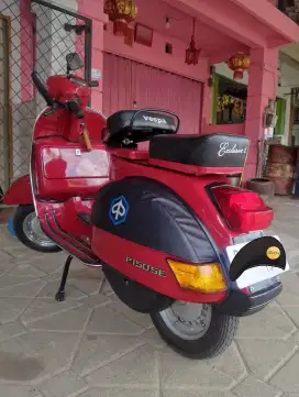 Piaggio vespa strada tahun 1990