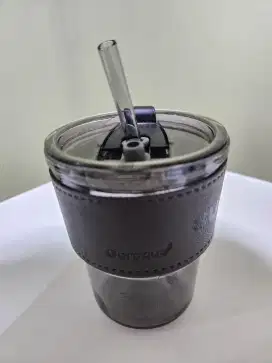 Gelas uniq bahan dari beling,jarang ada