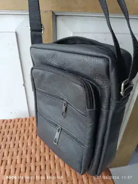 Tas selempang Kulit Asli ( BISA COD )