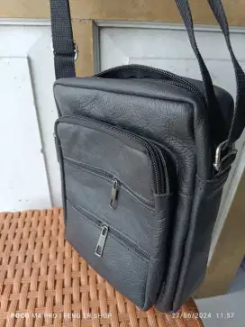 Tas Selempang Kulit Sapi Asli