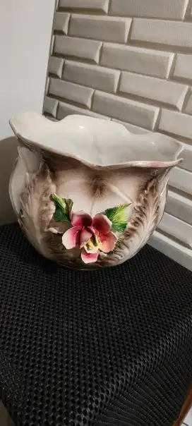 Vase bunga cappodimonte italy