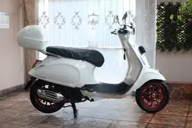 Vespa primavera tahun 2021 low KM