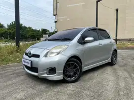 Toyota Yaris 1.5 E Bensin-MT 2013 Silver LXH