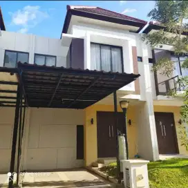 Disewakan rumah 2lantai Holland Village Manado