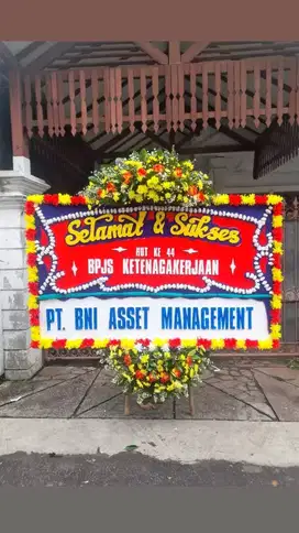 Karangan Bunga Papan: Selamat & Sukses dengan Harga Terbaik