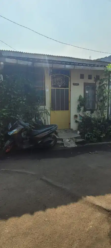 Rumah di Gunung Putri, dekat Apartemen Podomoro Golf View Cimanggis