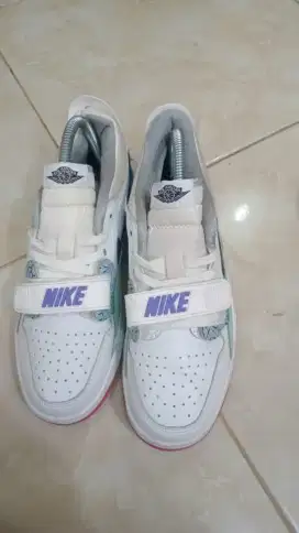 Sepatu Nike Air Jordan no 38