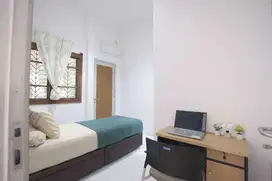 Sewa Kost Bulanan Essence Tipe Single Balkon Dekat Halte Transjakarta