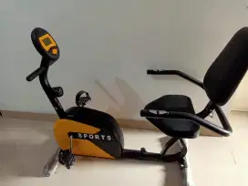 Sepeda terapi, sepeda recumbent