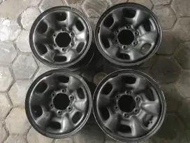 Dijual velg kaleng 15 inch lubang 6 (1 set 4 pcs)