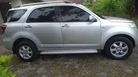 Mobil dijual Terios tx