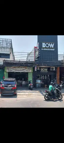 Disewakan.cocok jual makanan/minuman,apotik dll . Hrg bs nego